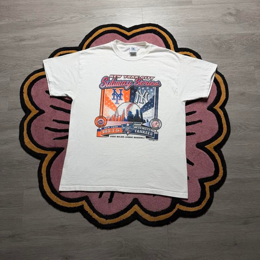 Vintage Y2K New York Yankees Vs Mets Subway Series MLB Graphic T-shirt Large
